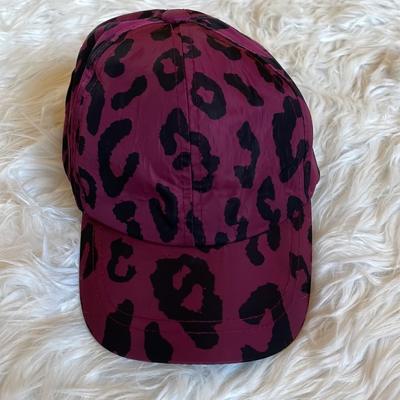 Hat - Picture 2 of 5